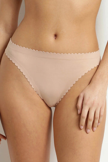 Трусики Стрінги Body Touch DIM